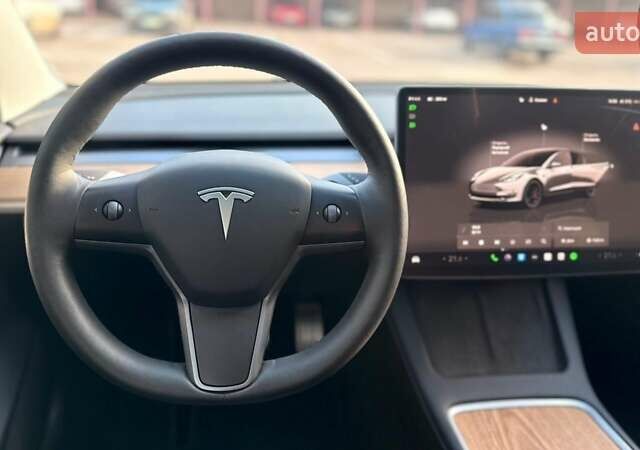 Серый Тесла Модель 3, объемом двигателя 0 л и пробегом 38 тыс. км за 25750 $, фото 10 на Automoto.ua