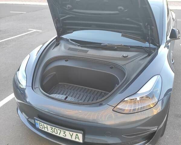 Сірий Тесла Модель 3, об'ємом двигуна 0 л та пробігом 3 тис. км за 32000 $, фото 14 на Automoto.ua