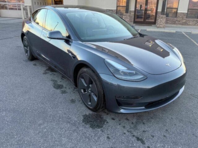 Сірий Тесла Модель 3, об'ємом двигуна 0 л та пробігом 21 тис. км за 4300 $, фото 2 на Automoto.ua