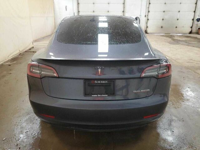 Серый Тесла Модель 3, объемом двигателя 0 л и пробегом 52 тыс. км за 7900 $, фото 5 на Automoto.ua