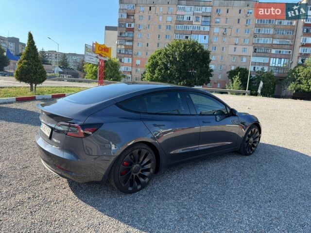 Сірий Тесла Модель 3, об'ємом двигуна 0 л та пробігом 57 тис. км за 23900 $, фото 3 на Automoto.ua