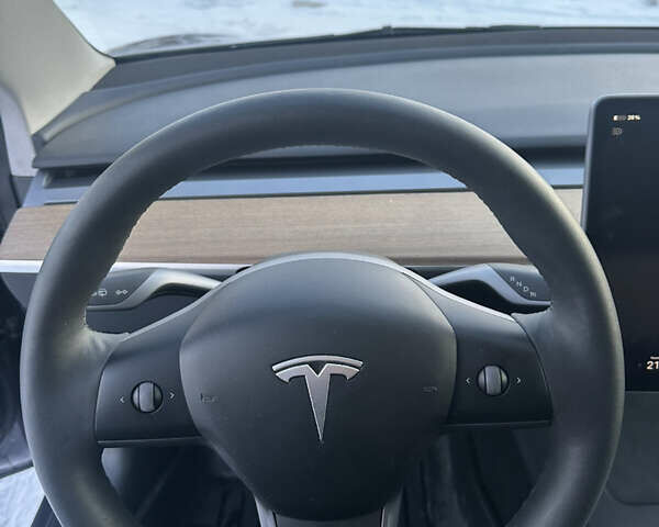 Серый Тесла Модель 3, объемом двигателя 0 л и пробегом 34 тыс. км за 20800 $, фото 19 на Automoto.ua