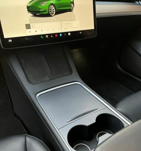 Сірий Тесла Модель 3, об'ємом двигуна 0 л та пробігом 60 тис. км за 22599 $, фото 29 на Automoto.ua