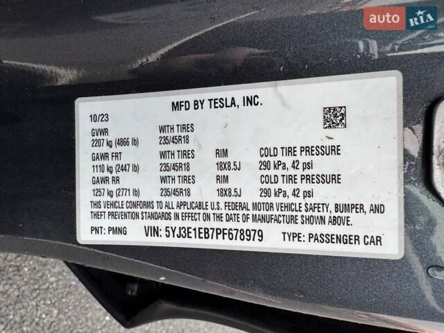 Сірий Тесла Модель 3, об'ємом двигуна 0 л та пробігом 28 тис. км за 29500 $, фото 12 на Automoto.ua