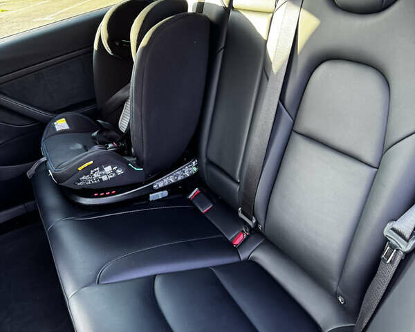 Сірий Тесла Модель 3, об'ємом двигуна 0 л та пробігом 55 тис. км за 22300 $, фото 8 на Automoto.ua