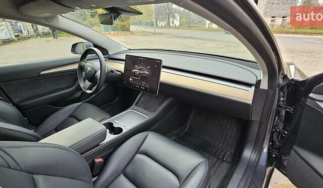 Сірий Тесла Модель 3, об'ємом двигуна 0 л та пробігом 81 тис. км за 22899 $, фото 42 на Automoto.ua