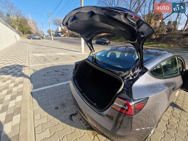 Сірий Тесла Модель 3, об'ємом двигуна 0 л та пробігом 13 тис. км за 23500 $, фото 34 на Automoto.ua