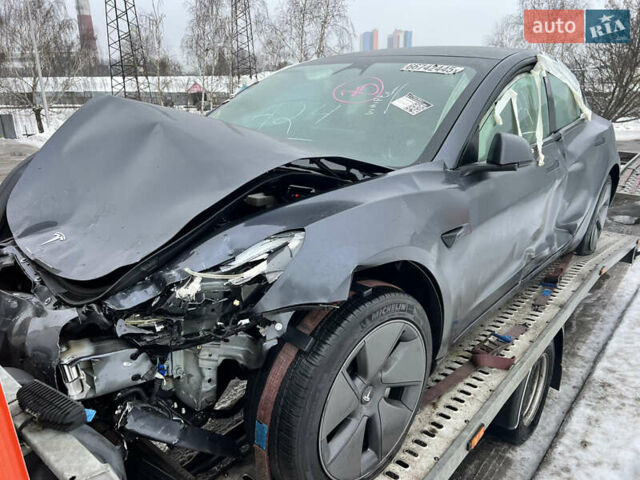 Сірий Тесла Модель 3, об'ємом двигуна 0 л та пробігом 38 тис. км за 12000 $, фото 7 на Automoto.ua