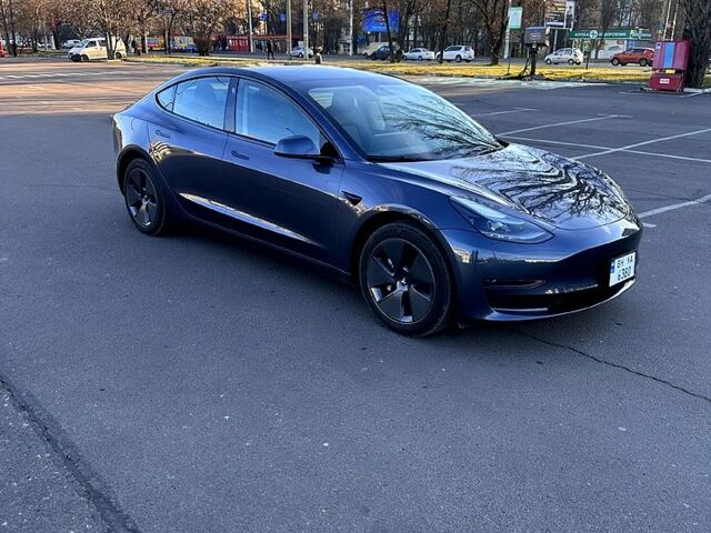 Серый Тесла Модель 3, объемом двигателя 0 л и пробегом 5 тыс. км за 23000 $, фото 7 на Automoto.ua