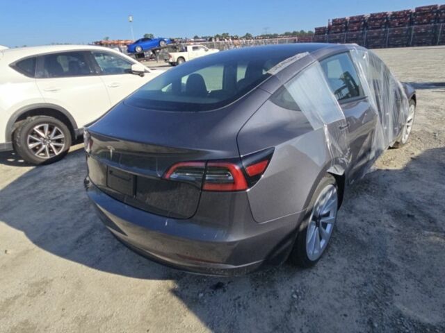 Сірий Тесла Модель 3, об'ємом двигуна 0 л та пробігом 40 тис. км за 16800 $, фото 2 на Automoto.ua