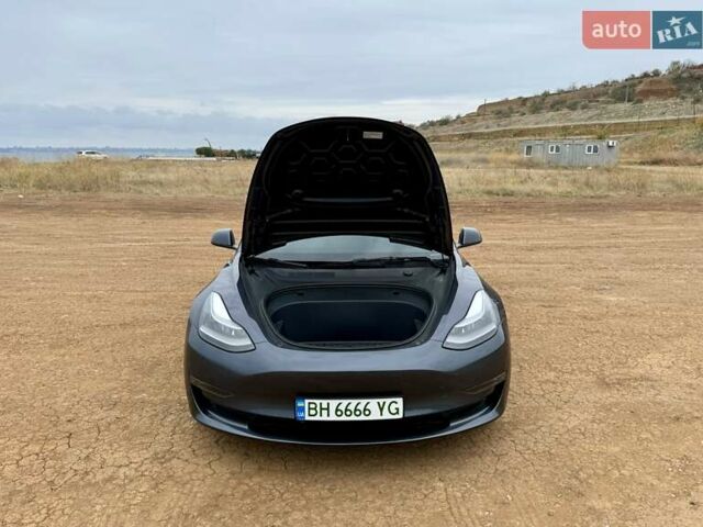 Сірий Тесла Модель 3, об'ємом двигуна 0 л та пробігом 40 тис. км за 25400 $, фото 30 на Automoto.ua