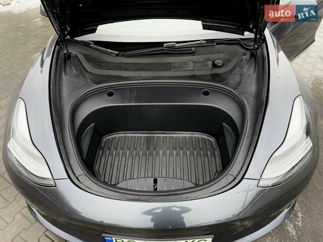 Сірий Тесла Модель 3, об'ємом двигуна 0 л та пробігом 59 тис. км за 23000 $, фото 21 на Automoto.ua