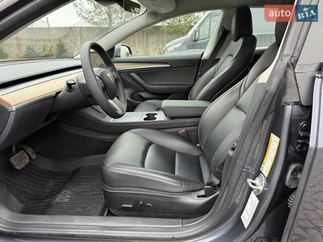 Сірий Тесла Модель 3, об'ємом двигуна 0 л та пробігом 44 тис. км за 20499 $, фото 55 на Automoto.ua