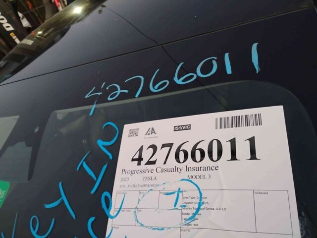 Сірий Тесла Модель 3, об'ємом двигуна 0 л та пробігом 6 тис. км за 18000 $, фото 8 на Automoto.ua