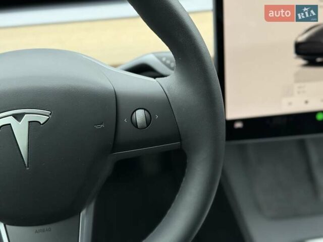 Сірий Тесла Модель 3, об'ємом двигуна 0 л та пробігом 44 тис. км за 20499 $, фото 81 на Automoto.ua