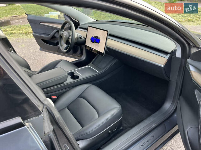 Серый Тесла Модель 3, объемом двигателя 0 л и пробегом 10 тыс. км за 20400 $, фото 11 на Automoto.ua
