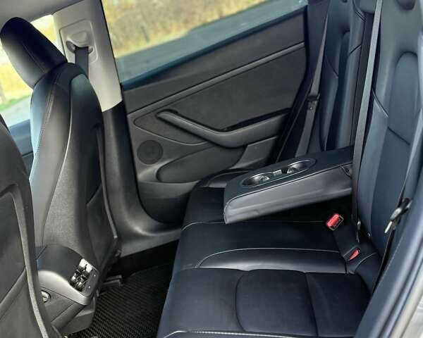 Сірий Тесла Модель 3, об'ємом двигуна 0 л та пробігом 92 тис. км за 21800 $, фото 68 на Automoto.ua