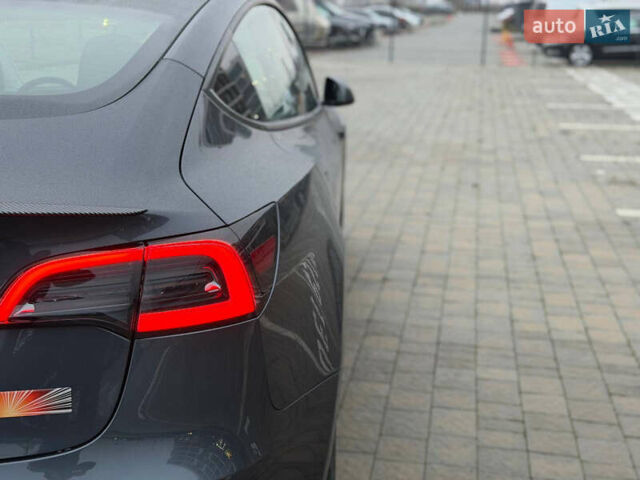Сірий Тесла Модель 3, об'ємом двигуна 0 л та пробігом 59 тис. км за 22700 $, фото 10 на Automoto.ua