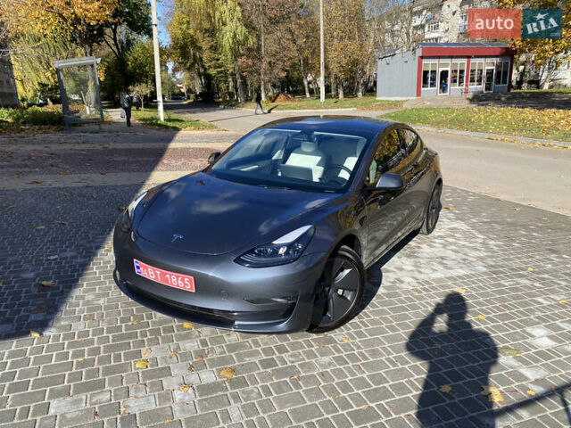 Тесла Модель 3 2023 у Івано-Франківську на Automoto.ua Сірий Тесла Модель 3, об'ємом двигуна 0 л та пробігом 55 тис. км за 20000 $, фото 3 на Automoto.ua