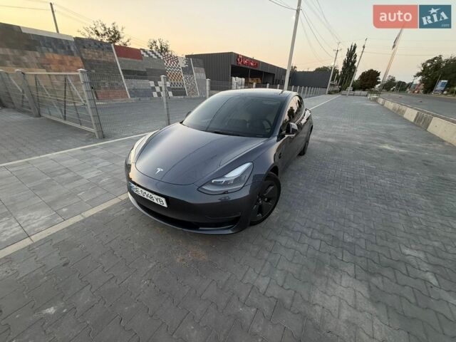 Сірий Тесла Модель 3, об'ємом двигуна 0 л та пробігом 43 тис. км за 22800 $, фото 1 на Automoto.ua