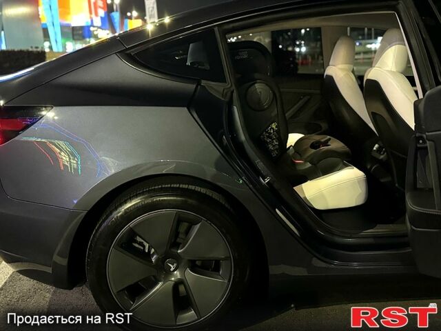 Сірий Тесла Модель 3, об'ємом двигуна 0 л та пробігом 12 тис. км за 29500 $, фото 8 на Automoto.ua