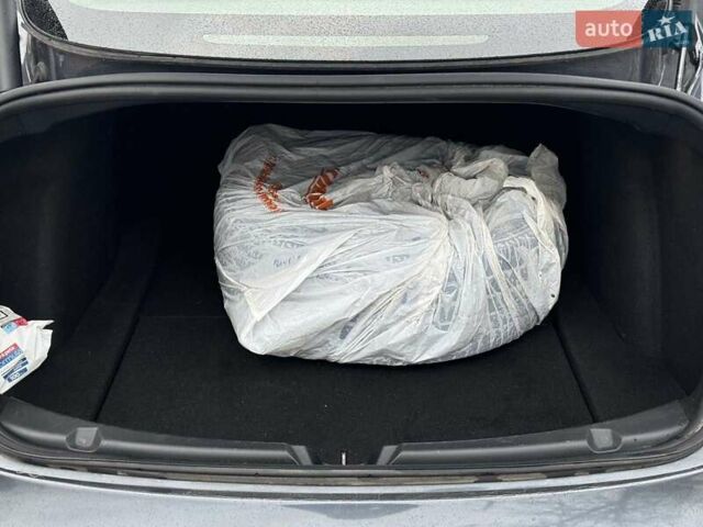 Серый Тесла Модель 3, объемом двигателя 0 л и пробегом 39 тыс. км за 23290 $, фото 19 на Automoto.ua