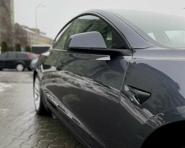 Сірий Тесла Модель 3, об'ємом двигуна 0 л та пробігом 59 тис. км за 23000 $, фото 11 на Automoto.ua