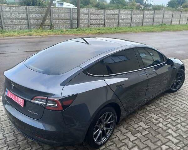 Сірий Тесла Модель 3, об'ємом двигуна 0 л та пробігом 27 тис. км за 22700 $, фото 18 на Automoto.ua