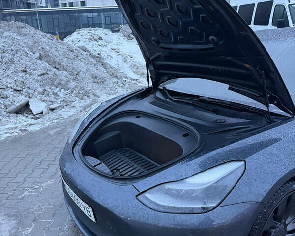 Сірий Тесла Модель 3, об'ємом двигуна 0 л та пробігом 49 тис. км за 22500 $, фото 9 на Automoto.ua