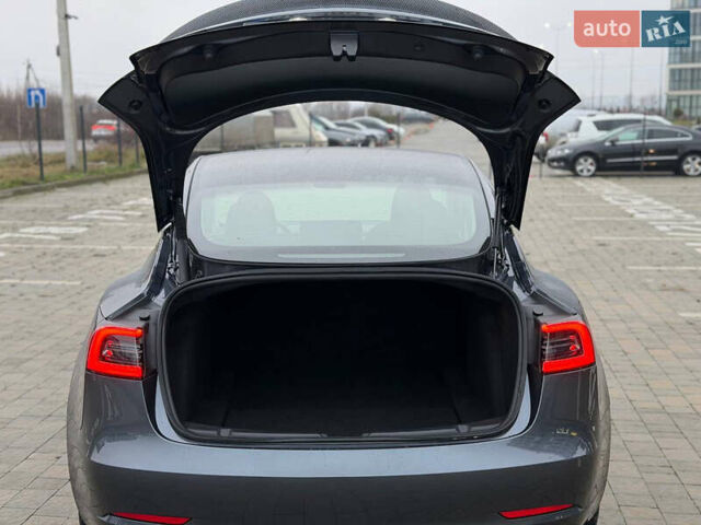 Сірий Тесла Модель 3, об'ємом двигуна 0 л та пробігом 59 тис. км за 22700 $, фото 15 на Automoto.ua