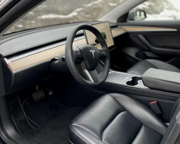 Сірий Тесла Модель 3, об'ємом двигуна 0 л та пробігом 59 тис. км за 23000 $, фото 14 на Automoto.ua