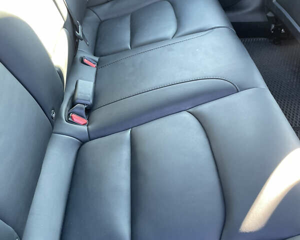 Сірий Тесла Модель 3, об'ємом двигуна 0 л та пробігом 31 тис. км за 24000 $, фото 46 на Automoto.ua