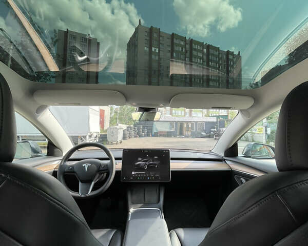 Сірий Тесла Модель 3, об'ємом двигуна 0 л та пробігом 37 тис. км за 21500 $, фото 8 на Automoto.ua
