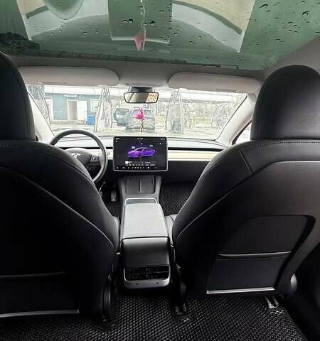 Серый Тесла Модель 3, объемом двигателя 0 л и пробегом 31 тыс. км за 17999 $, фото 13 на Automoto.ua