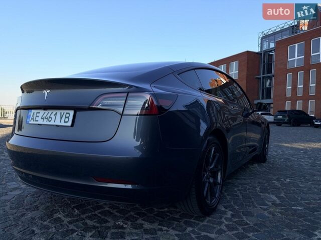 Сірий Тесла Модель 3, об'ємом двигуна 0 л та пробігом 37 тис. км за 21500 $, фото 2 на Automoto.ua