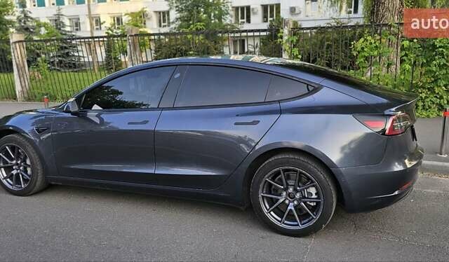 Сірий Тесла Модель 3, об'ємом двигуна 0 л та пробігом 60 тис. км за 15499 $, фото 1 на Automoto.ua
