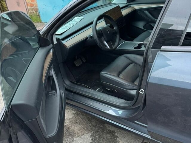 Сірий Тесла Модель 3, об'ємом двигуна 0 л та пробігом 127 тис. км за 22800 $, фото 4 на Automoto.ua
