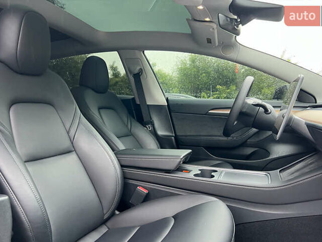 Сірий Тесла Модель 3, об'ємом двигуна 0 л та пробігом 17 тис. км за 26999 $, фото 8 на Automoto.ua