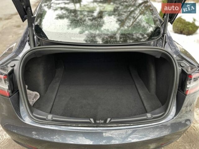 Сірий Тесла Модель 3, об'ємом двигуна 0 л та пробігом 60 тис. км за 22599 $, фото 21 на Automoto.ua