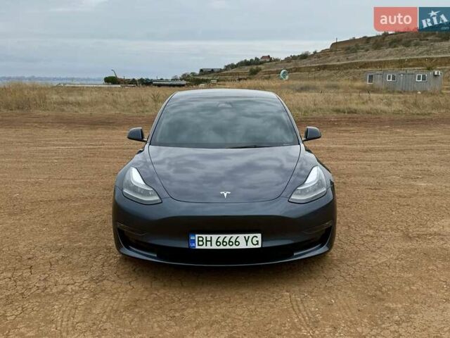 Сірий Тесла Модель 3, об'ємом двигуна 0 л та пробігом 40 тис. км за 25400 $, фото 5 на Automoto.ua