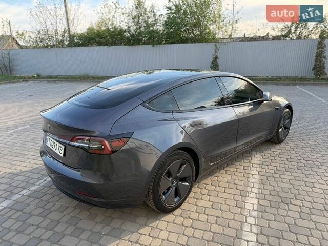 Серый Тесла Модель 3, объемом двигателя 0 л и пробегом 47 тыс. км за 20900 $, фото 12 на Automoto.ua