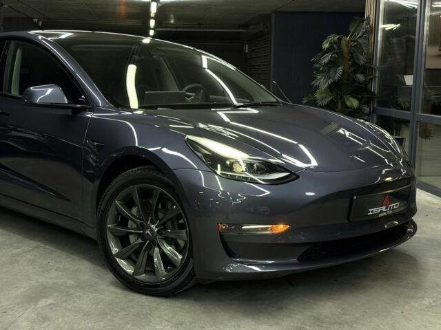 Сірий Тесла Модель 3, об'ємом двигуна 0 л та пробігом 88 тис. км за 20900 $, фото 3 на Automoto.ua