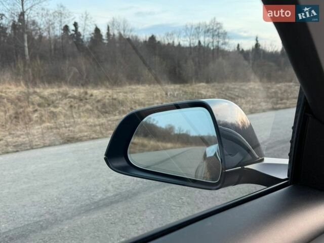 Серый Тесла Модель 3, объемом двигателя 0 л и пробегом 42 тыс. км за 19500 $, фото 19 на Automoto.ua