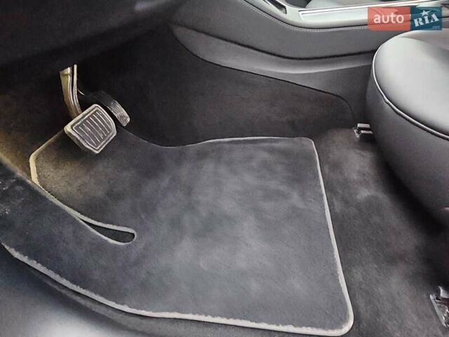 Серый Тесла Модель 3, объемом двигателя 0 л и пробегом 39 тыс. км за 22550 $, фото 37 на Automoto.ua