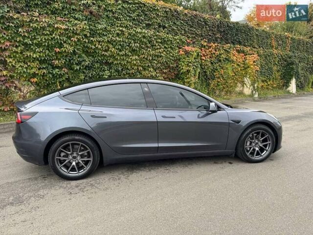 Сірий Тесла Модель 3, об'ємом двигуна 0 л та пробігом 114 тис. км за 22999 $, фото 14 на Automoto.ua