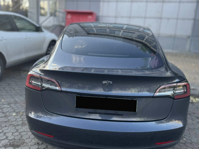 Сірий Тесла Модель 3, об'ємом двигуна 0 л та пробігом 32 тис. км за 25000 $, фото 5 на Automoto.ua