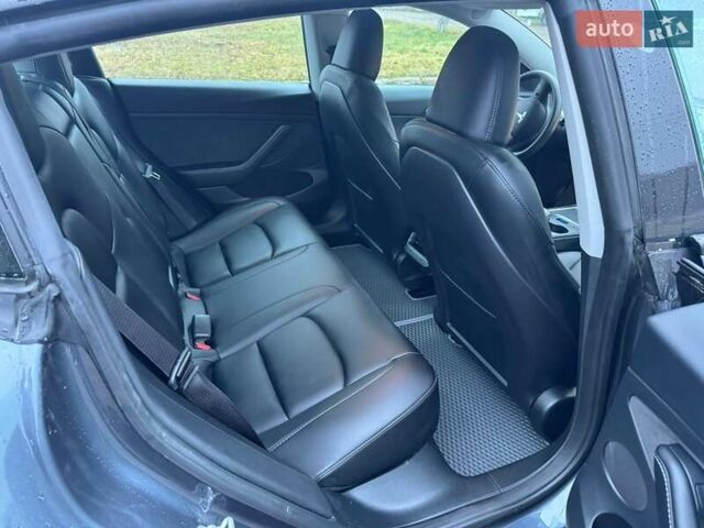 Серый Тесла Модель 3, объемом двигателя 0 л и пробегом 43 тыс. км за 24500 $, фото 20 на Automoto.ua