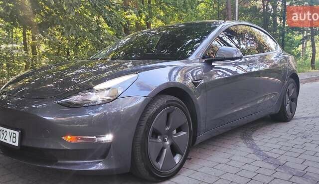 Сірий Тесла Модель 3, об'ємом двигуна 0 л та пробігом 18 тис. км за 26000 $, фото 54 на Automoto.ua