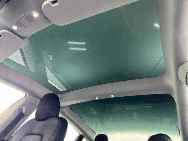 Сірий Тесла Модель 3, об'ємом двигуна 0 л та пробігом 15 тис. км за 9900 $, фото 10 на Automoto.ua