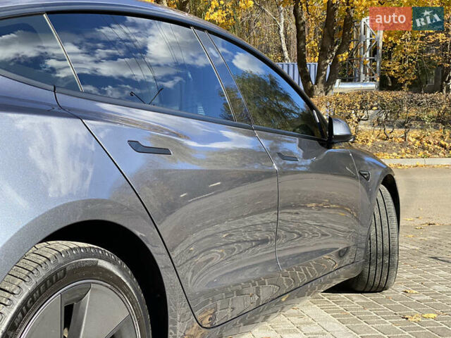 Тесла Модель 3 2023 у Івано-Франківську на Automoto.ua Сірий Тесла Модель 3, об'ємом двигуна 0 л та пробігом 55 тис. км за 20000 $, фото 14 на Automoto.ua
